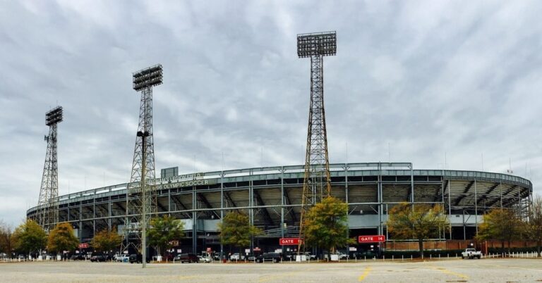 5 ways to make University of Cincinnati fans feel at home for the TicketSmarter Birmingham Bowl 5 ways to make University of Cincinnati fans feel at home for the TicketSmarter Birmingham Bowl