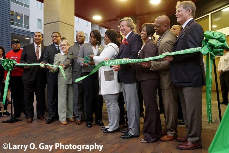 Community and unity – Birmingham welcomes Publix Community and unity – Birmingham welcomes Publix