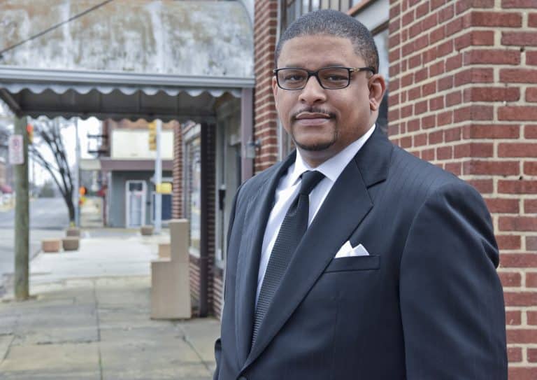 Marcus Lundy out of city council race, Carlos Chaverst not running for mayor