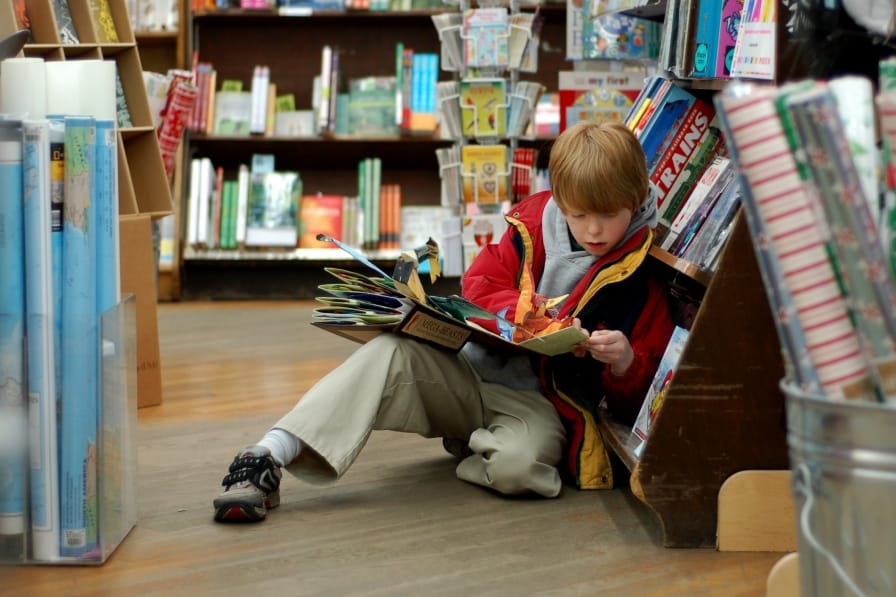 Birmingham, Books-A-Million, childen, children reading, books, bookstore