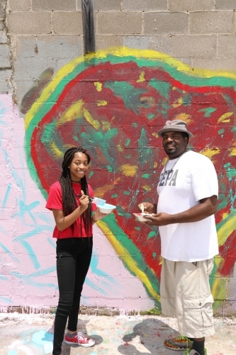 Pure joy! Families and friends reveal the Birmingham Color Wall. (photo gallery) 4 Color Wall Bham Now 17 of 21 Pure joy! Families and friends reveal the Birmingham Color Wall. (photo gallery)