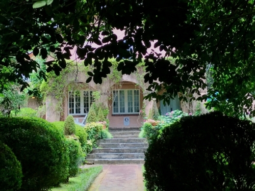 Birmingham, Alabama, pink house and secret garden in Homewood