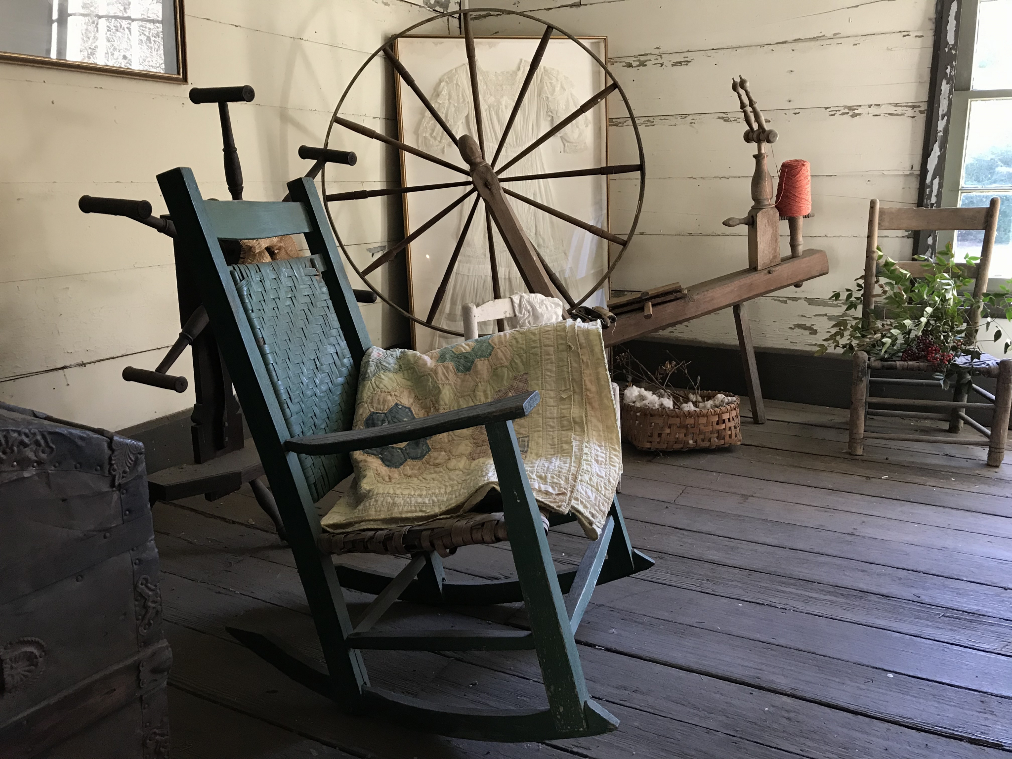 Bessemer, McCalla, Alabama, Eastern Valley Road, West Jefferson County Historical Society, Christmas Heritage Tour, Pioneer Homes, McAdory House, rocking chair, spinning wheel