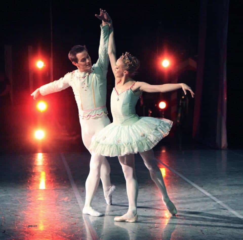 Five dance studios that want to help you learn to cut a rug 3 danceguide2 Five dance studios that want to help you learn to cut a rug