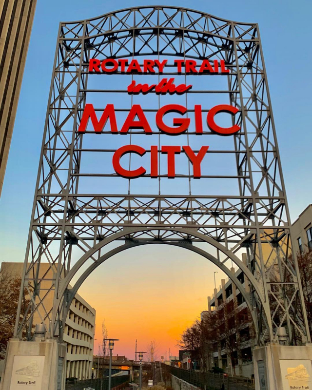 Birmingham, Alabama, Newcomers' guide to Birmingham, Rotary Trail, Magic City Sign, workouts