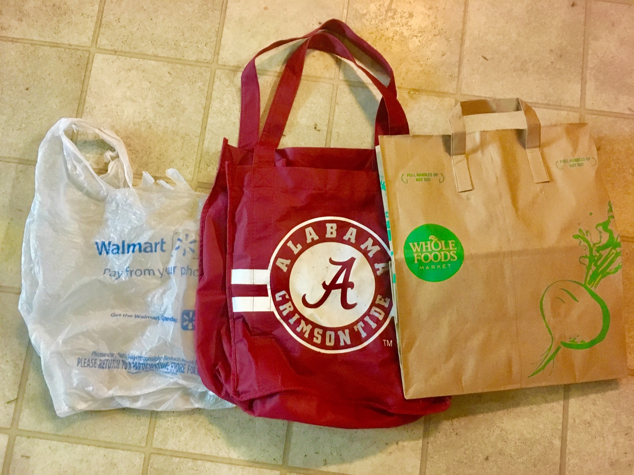 IMG 7798 The big Alabama plastic bag ban “ban” debate. Plastic? Paper? Fabric? Cast your vote here.