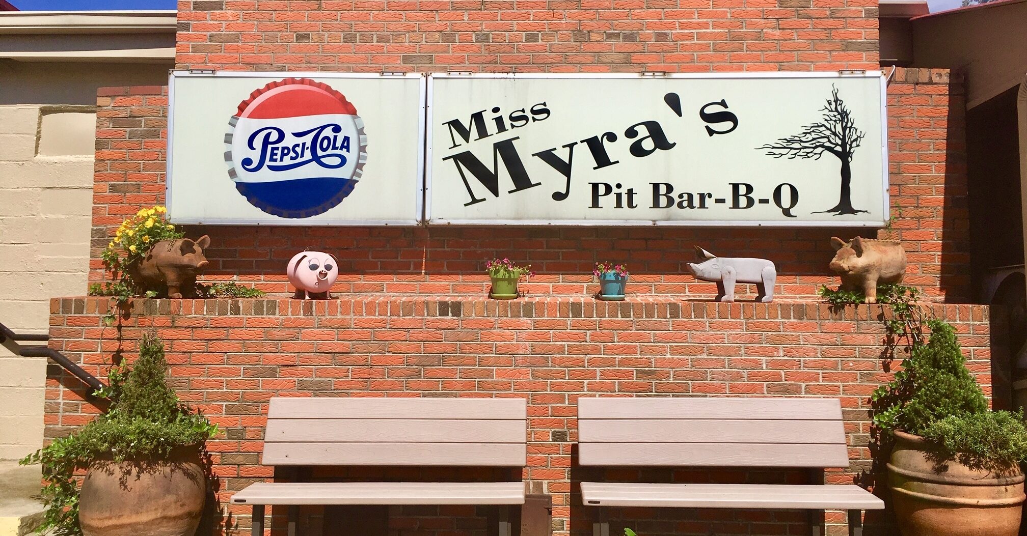 Niki’s West, Ocean, Miss Myra’s BBQ earn 95+ food service scores this Spring Niki’s West, Ocean, Miss Myra’s BBQ earn 95+ food service scores this Spring