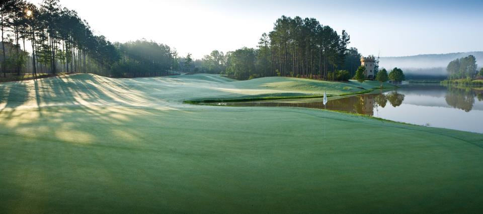 Guide to 9 public golf courses within 25 miles of Birmingham. Map included. We're not 'tee'-zing 2 Overlooking a green on Balantrae Golf Club, Pelham, AL