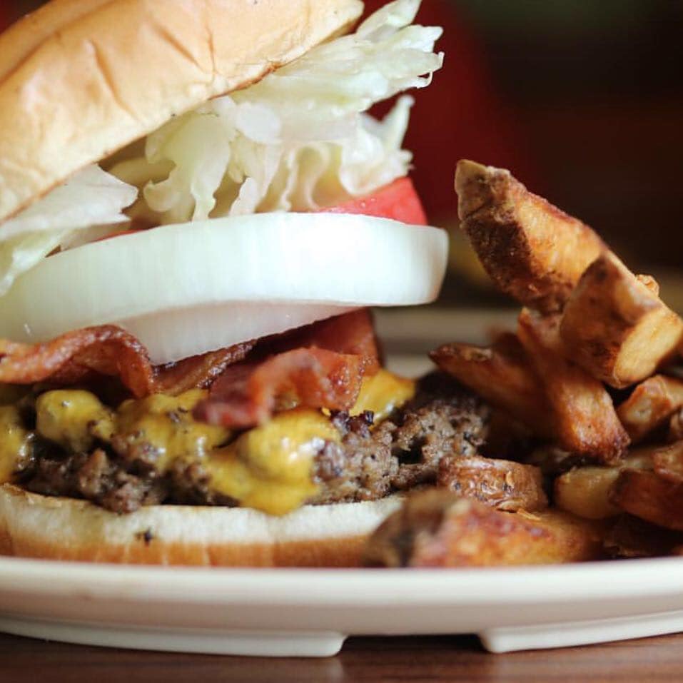 Bacon cheeseburger. Photo via Carliles BBQ 7 spots in Birmingham to get a totally bodacious burger