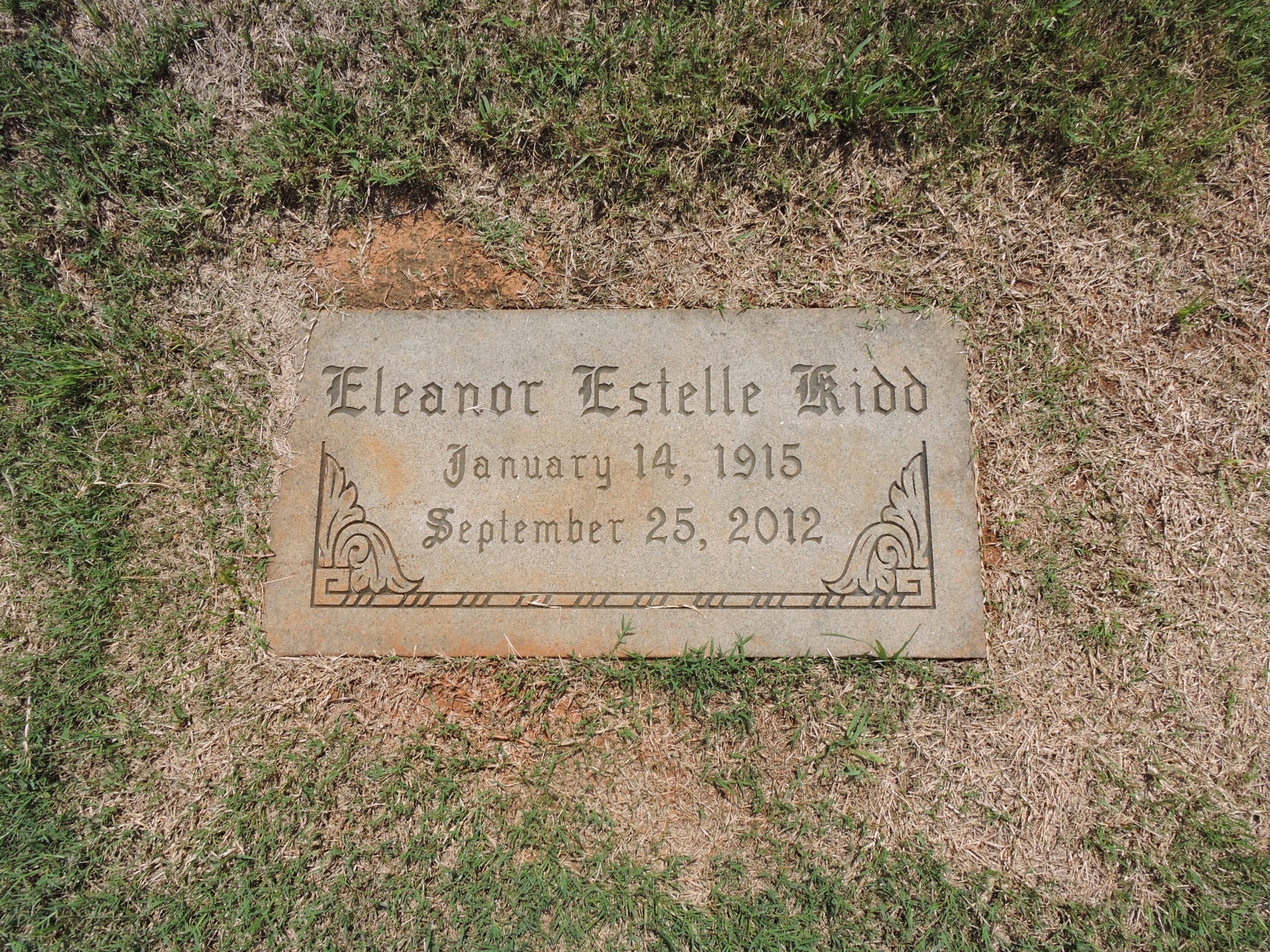 Elenor Kidd Notable figures buried in Oak Hill and Elmwood Cemeteries
