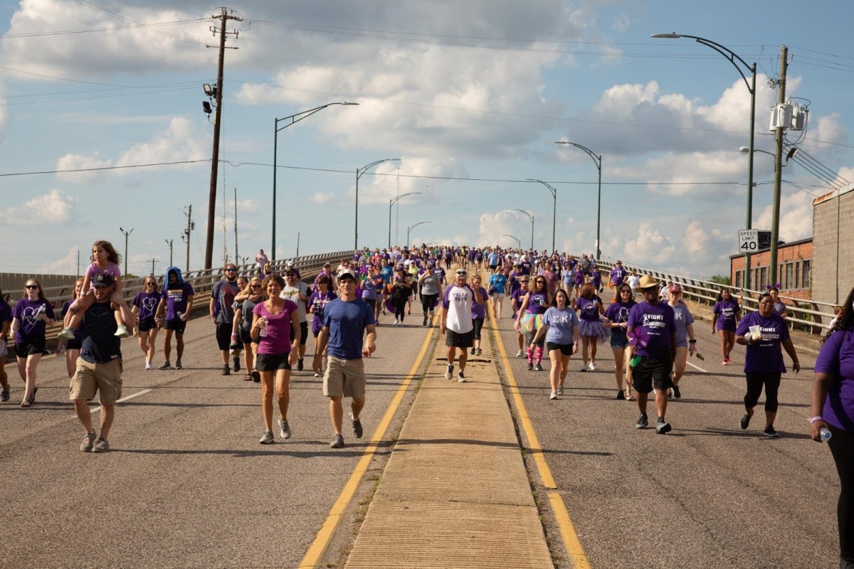 Walk to end Alzheimers 2 1 The 2019 Walk to End Alzheimer’s is September 29 at 3:15PM in Birmingham. 3 reasons you need to be there.