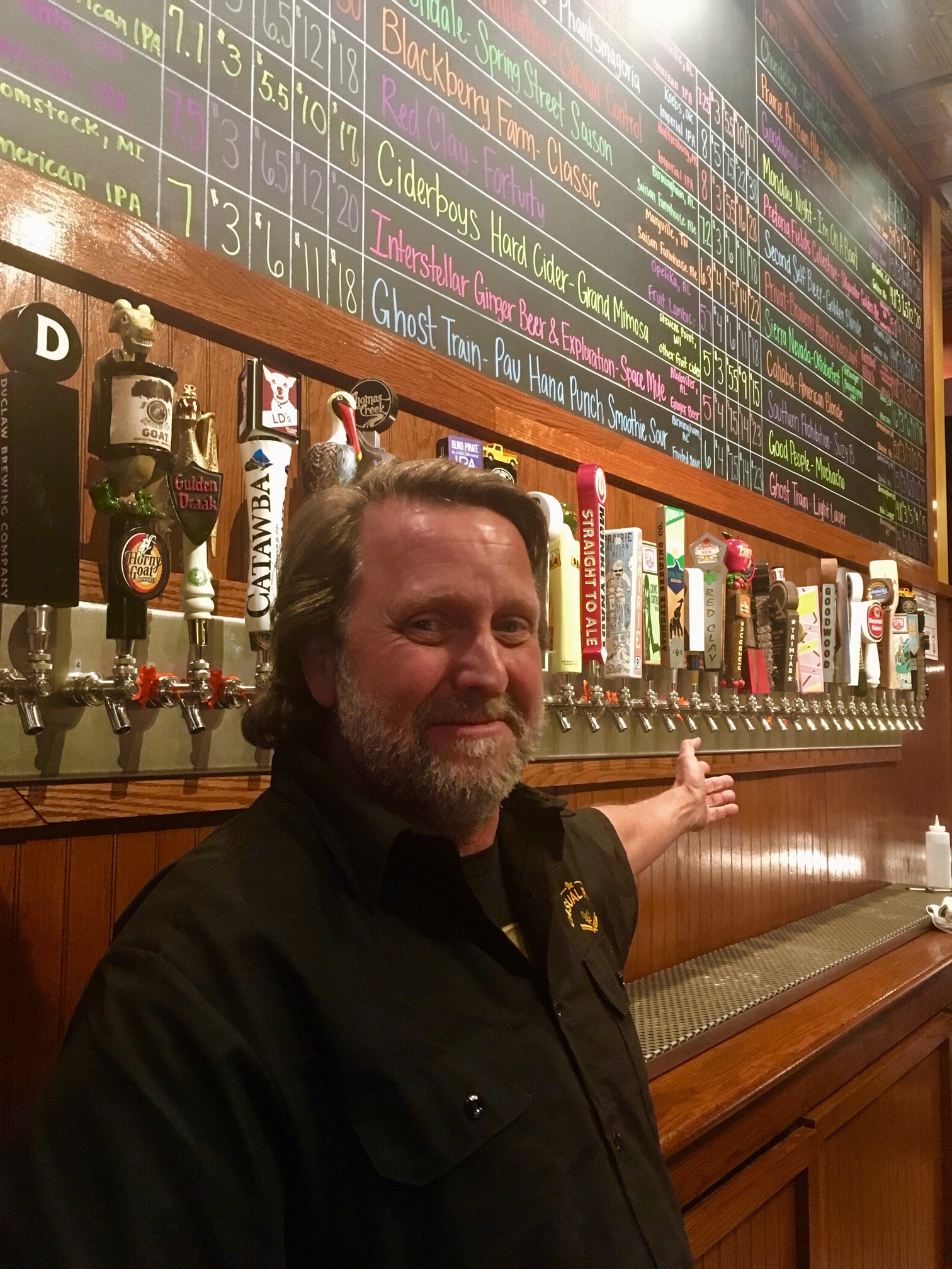 IMG 0417 1 Sneak peek: The Casual Pint at The Grove in Hoover is like "Cheers with craft beer"