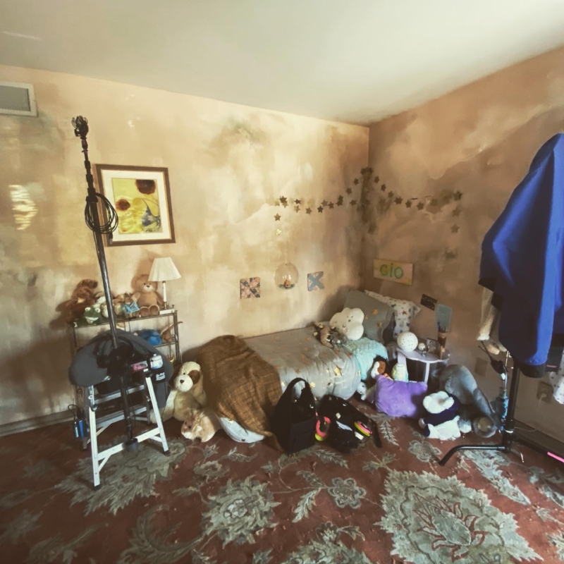 Here's a peek at "Collection," a movie filmed in Highland Park! 2 The inside of a bedroom set at the Murals on Niazuma.