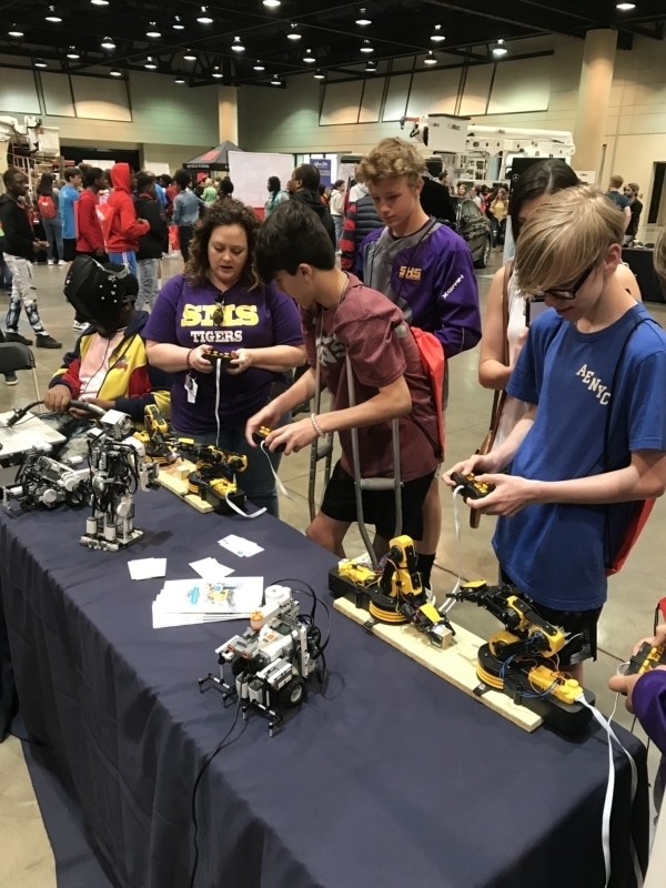 Central Six 3 4 ways Worlds of Work will help your company recruit tomorrow's top talent