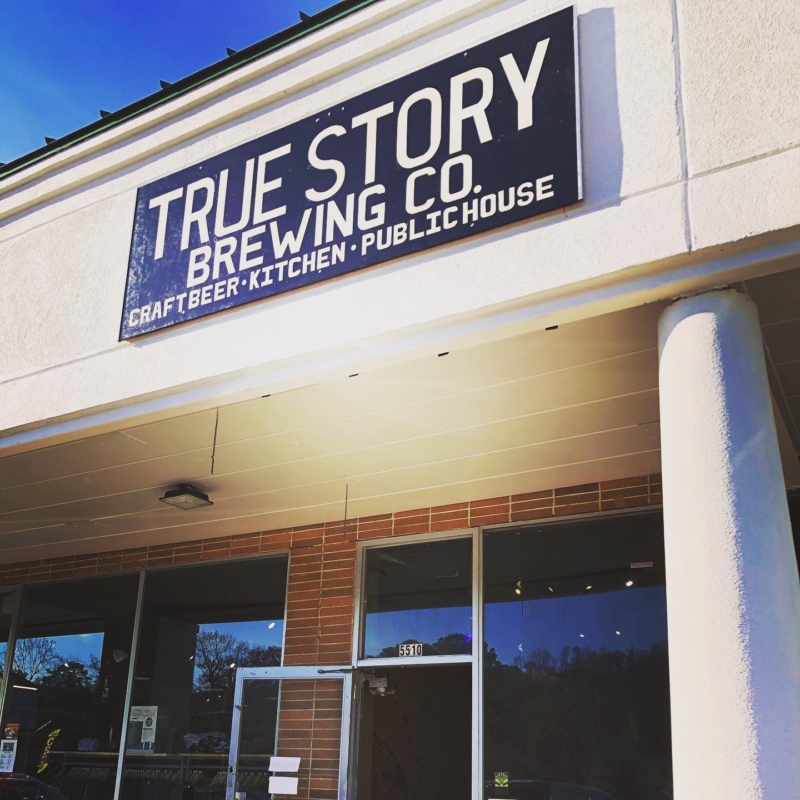 82482543 2358772090893540 8258896500147355648 o Yep, that's a pickle sandwich. Get one at True Story Brewing. A Birmingham first.