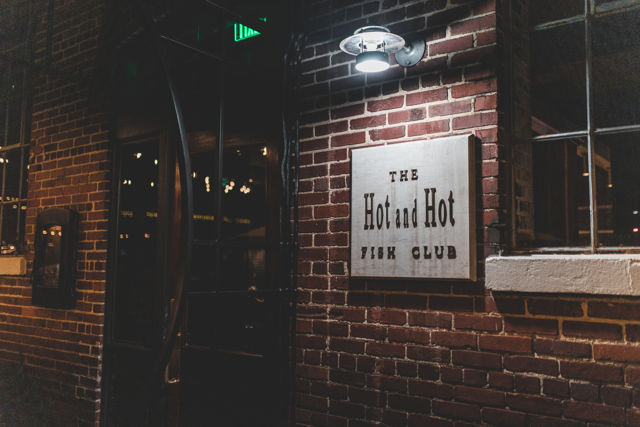 hot and hot fish club44 The wait is over. Hot and Hot Fish Club debuts new space at Pepper Place (Photos)