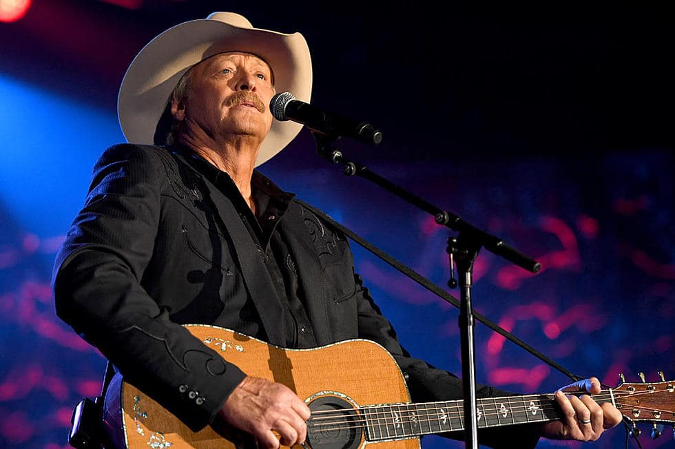 alan jackson 3 drive-in concerts + where to catch a drive-in movie in Birmingham
