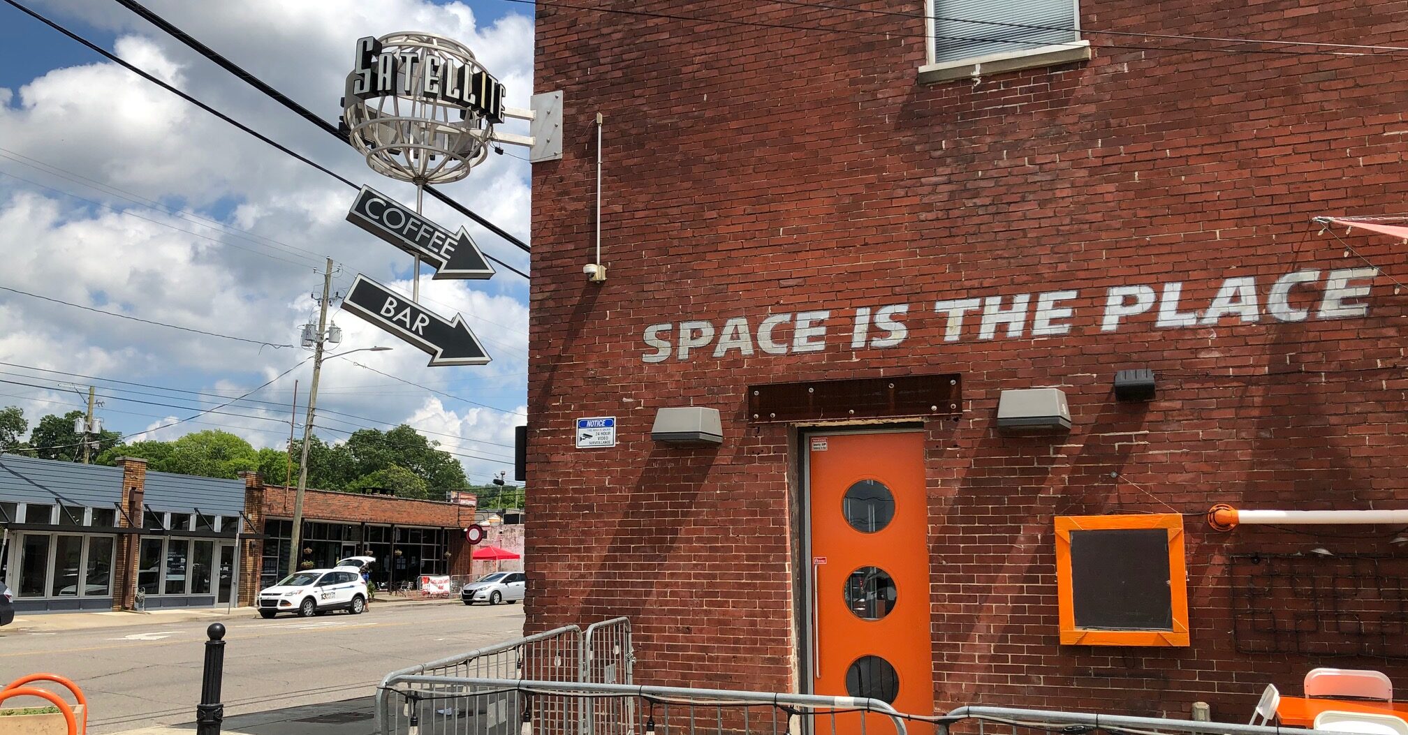 Vote to advance Alabama Theatre and Saturn in Garden & Gun Favorite Southern Venues Bracket 2 Saturn