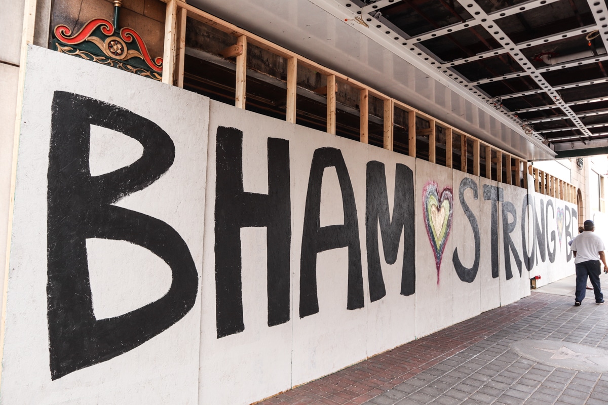Downtown Birmingham Murals 42 Shop, send + win during REV Birmingham’s Great Receipt Race happening thru Aug. 31
