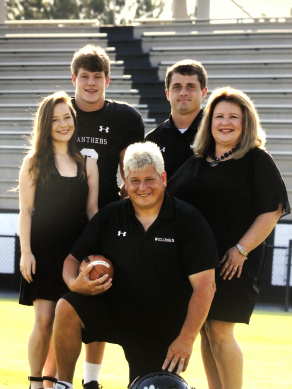 Jeff Smith Family a football affair 7 ‘hero’ coaches, teachers and administrators recognized by AHSAA for making a difference