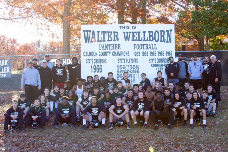 7 ‘hero’ coaches, teachers and administrators recognized by AHSAA for making a difference 10 Jeff Smith with 2019 Walter Wellborn 3A semifinalist FB team 7 ‘hero’ coaches, teachers and administrators recognized by AHSAA for making a difference