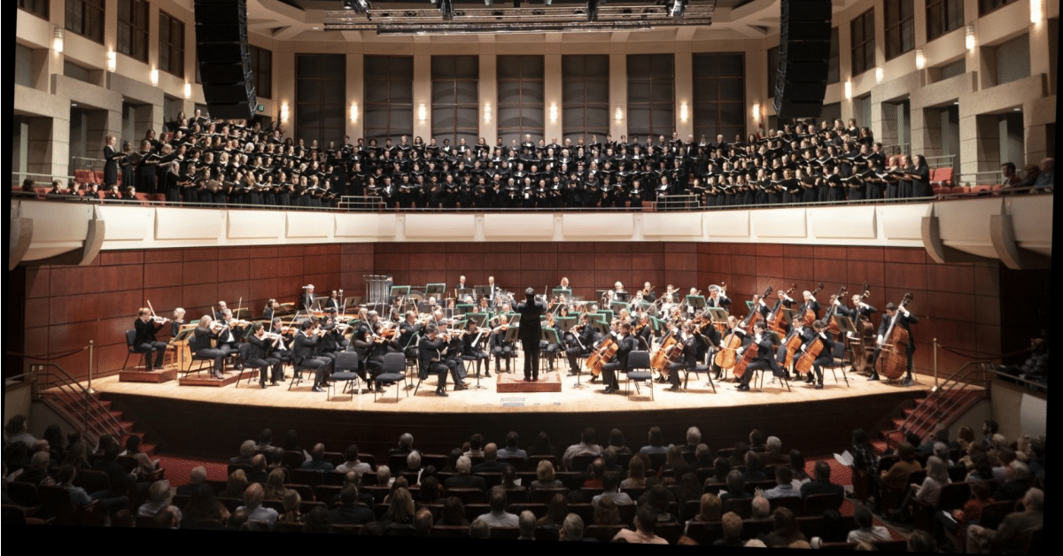 The Alabama Symphony Orchestra and ASO Choir before COVID