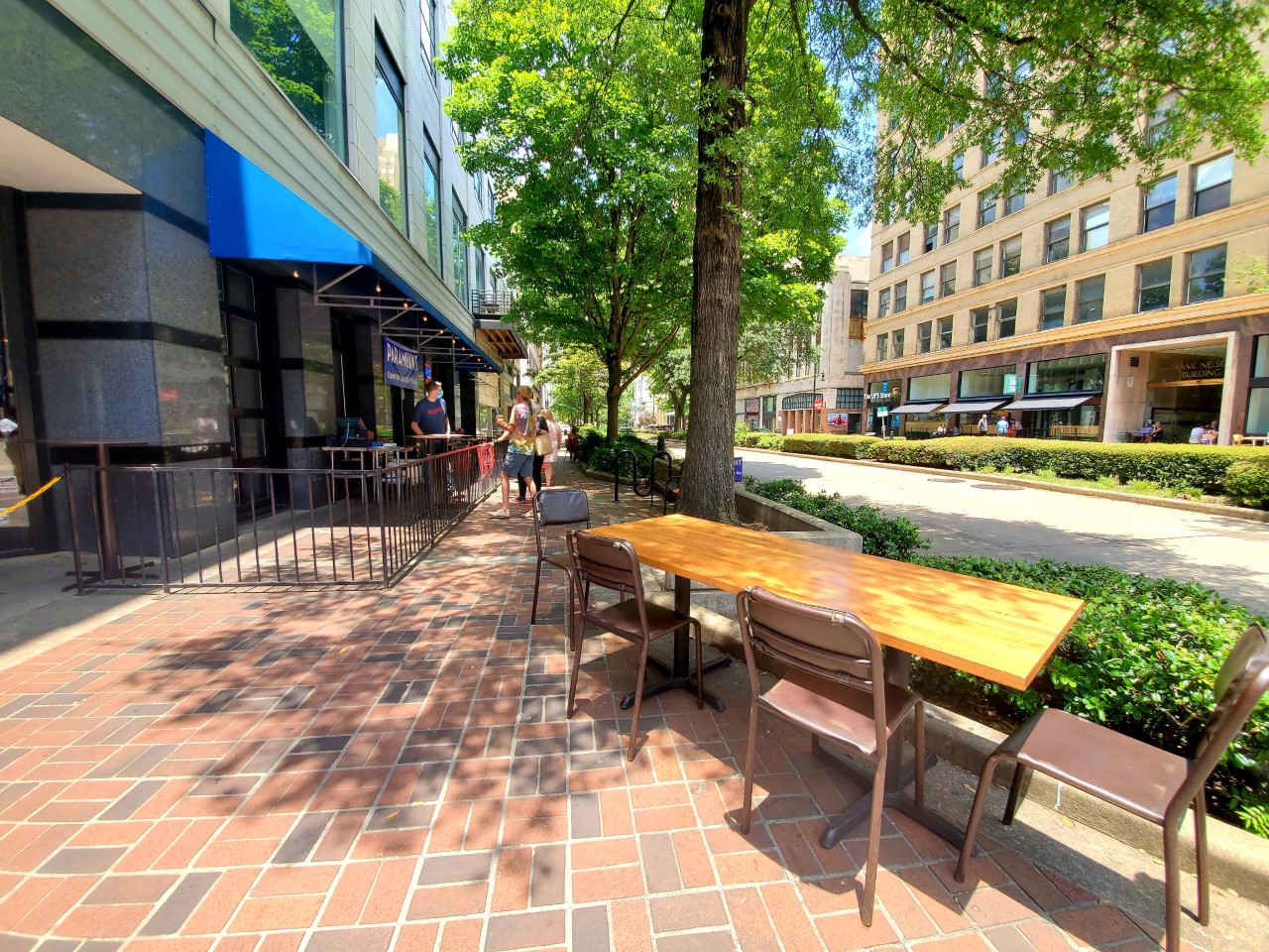 paramount outside What's up with outdoor dining in Birmingham + local spots moving seats to the streets