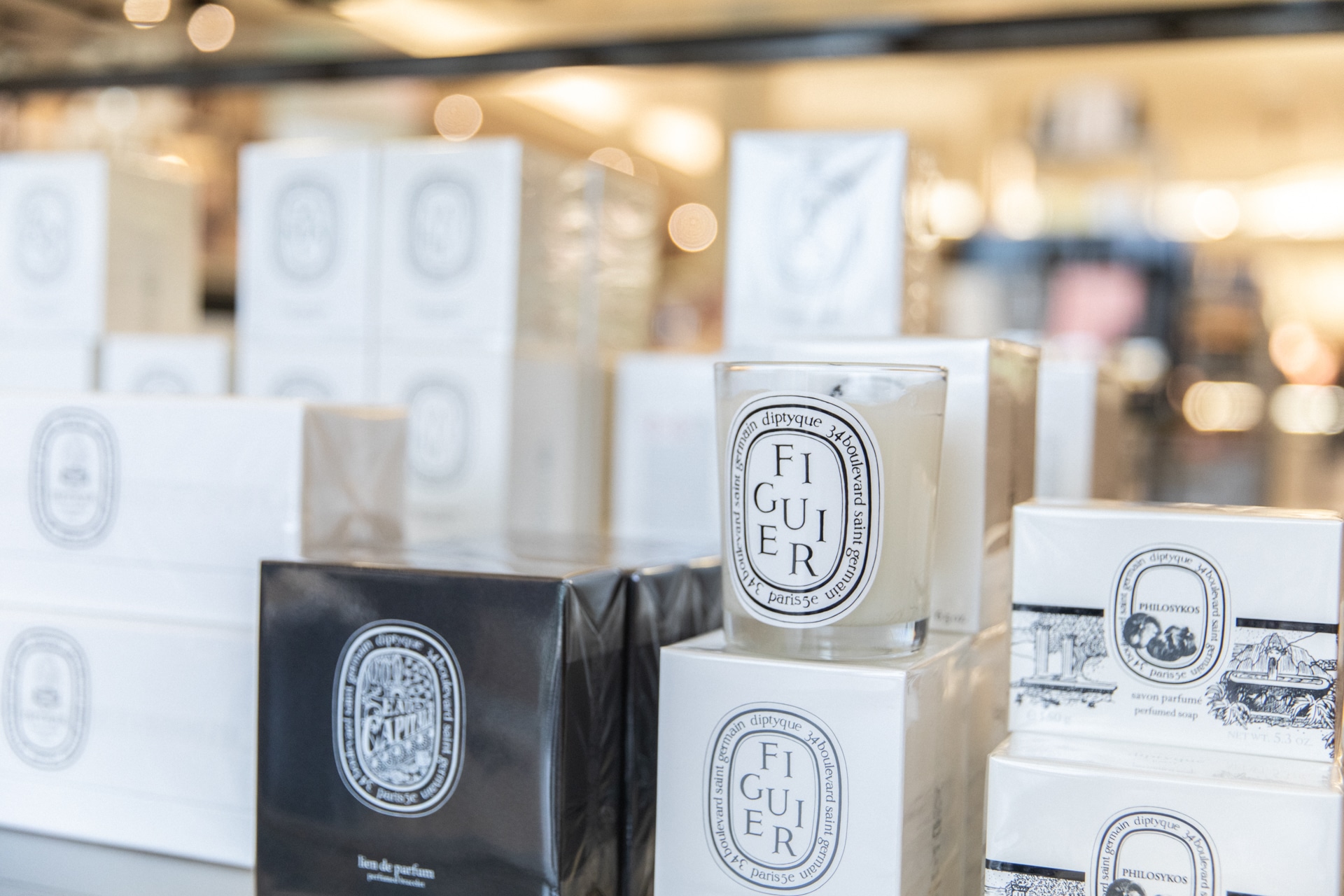 20 gift ideas for 5 different people on your list according to Gus Mayer 5 Gus Mayer shoot