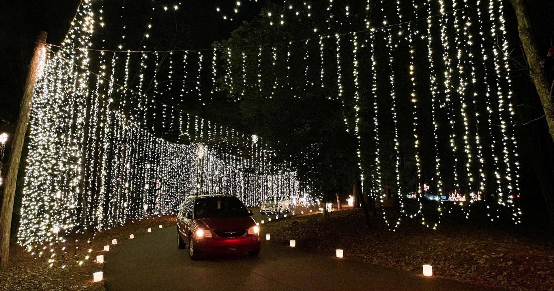 Christmas Lights Near Me 2022 Alabama 5 Drive-Through Wowing Holiday Light Displays Near Birmingham