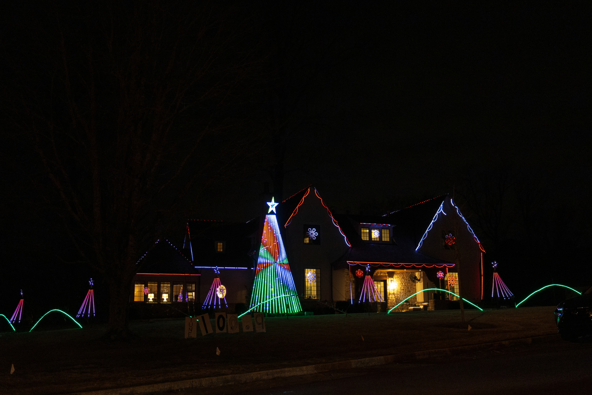 'Tis the Season! 5 awe-inspiring Christmas light displays in Birmingham 6 Christmas lights