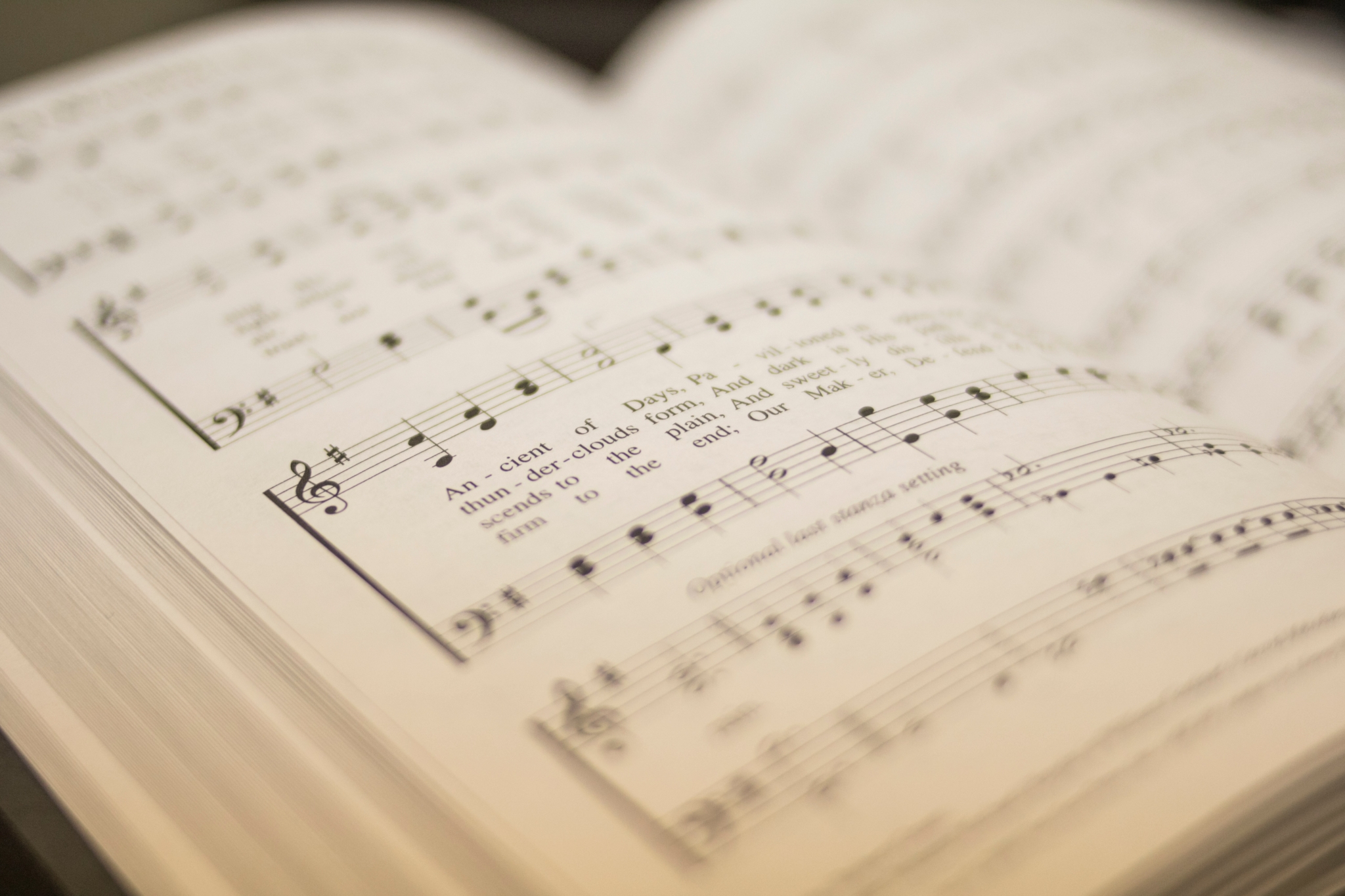 singing hymns is a great way to remember a loved one this holiday season