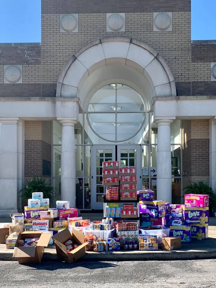 Food and Diaper Drive 100 Acts of Service from the Junior League of Birmingham opens volunteer opportunities to the public—sign up today
