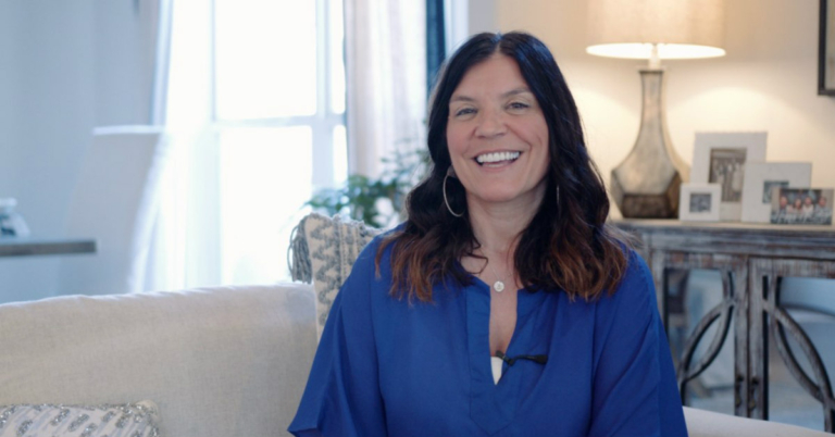 Crave Candles’ story—from a 280 kitchen sink to successful stores like Saks