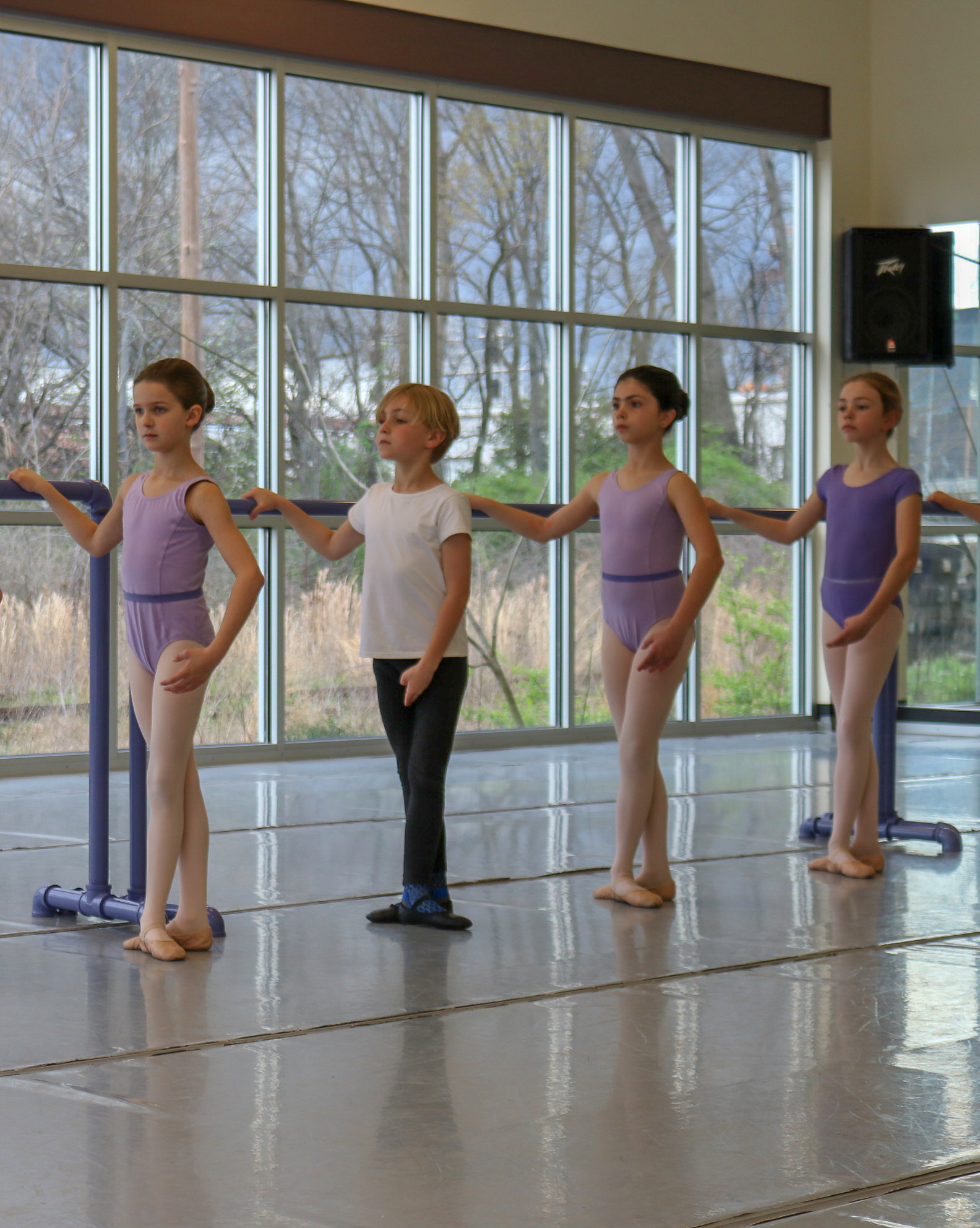 Young children learning ballet at Alabama Ballet
