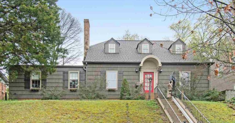 Find that rad pad with new home listings from RealtySouth Find that rad pad with new home listings from RealtySouth