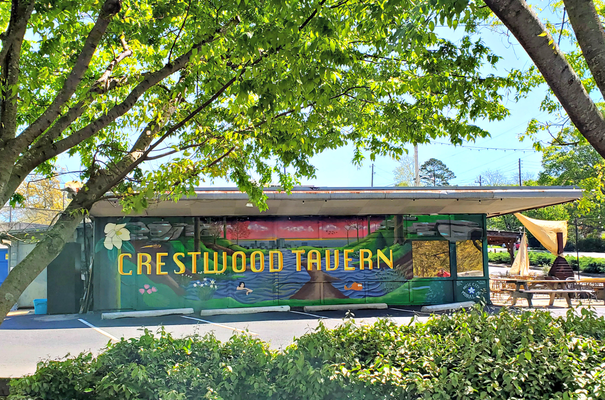 Crestwood Tavern full mural new murals