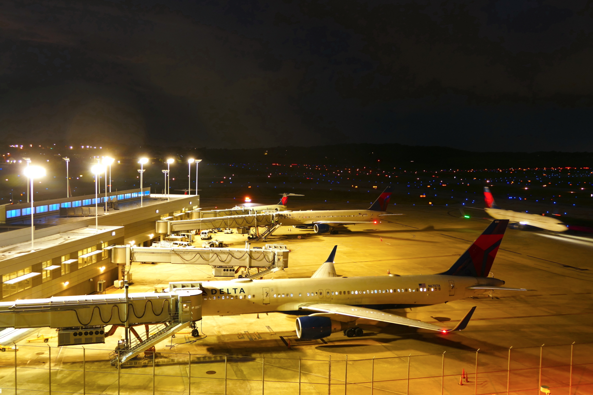 Leaving BHM on a jet plane over the July 4th weekend? Here are some useful tips 4 Delta in Birmingham