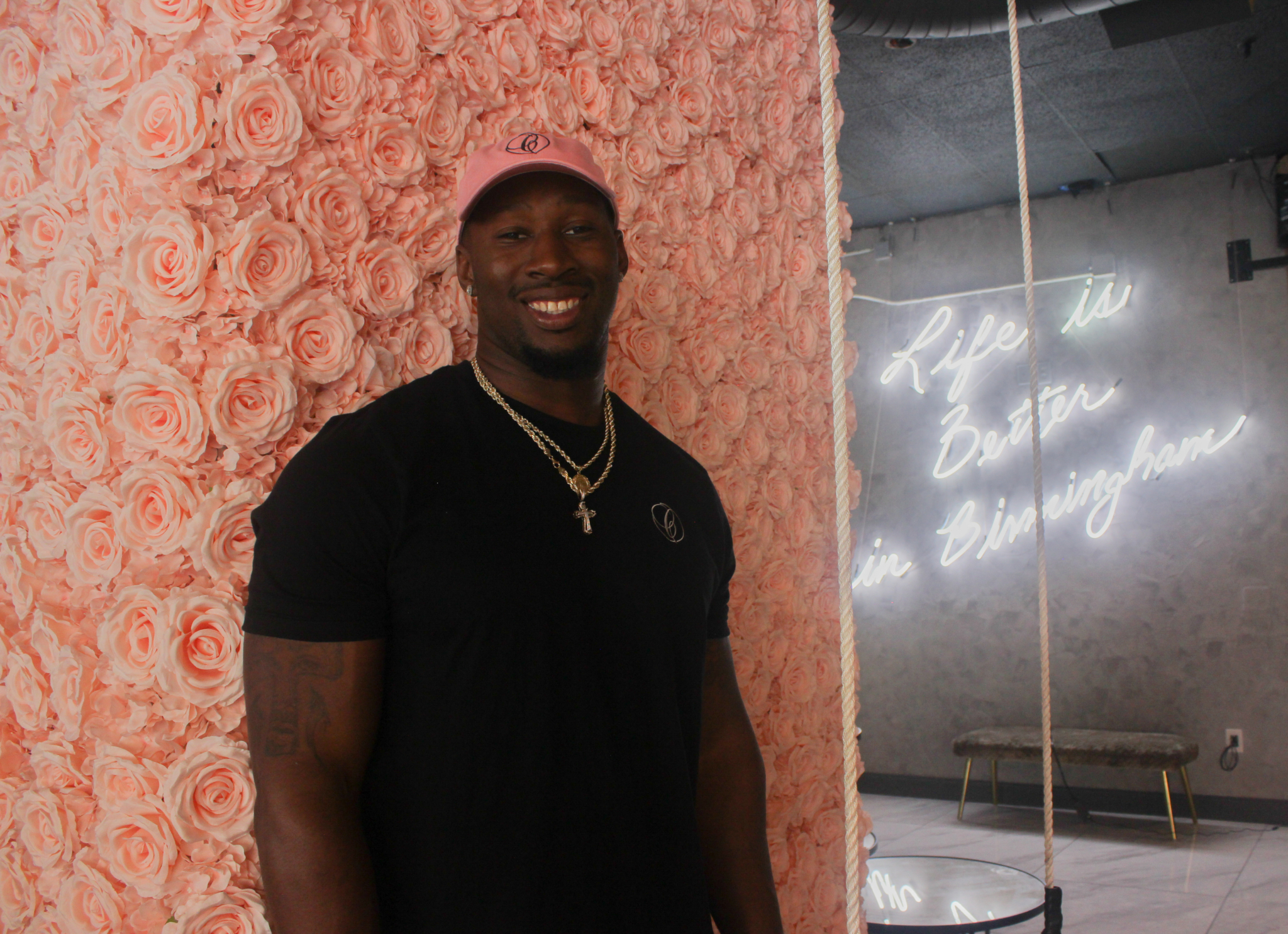Former Auburn & NFL football player opens Cassanova Bar & Lounge