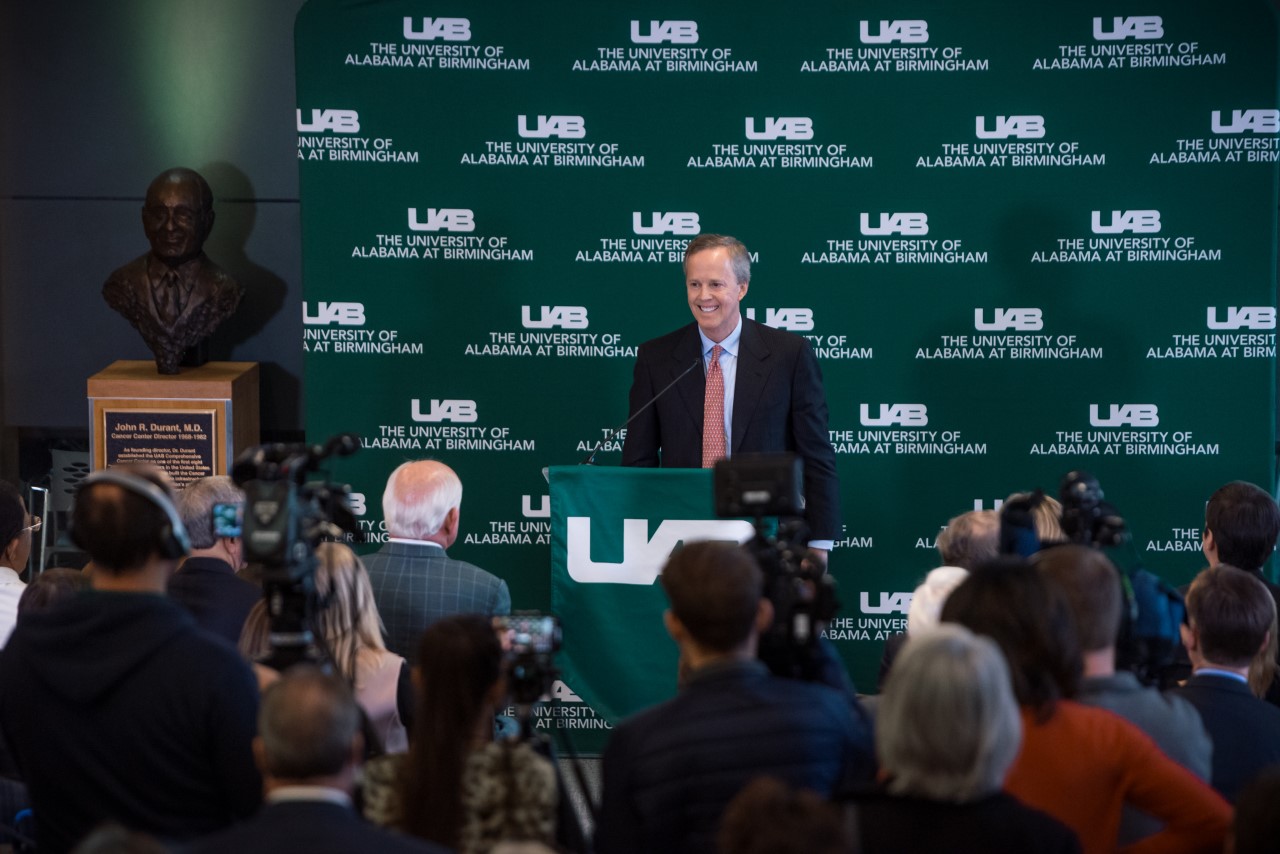 O'Neal Industries celebrates 100 years in Birmingham 6 Craft O'Neal announcing his company's $30 million donation to UAB. Photo courtesy of O'Neal Industries