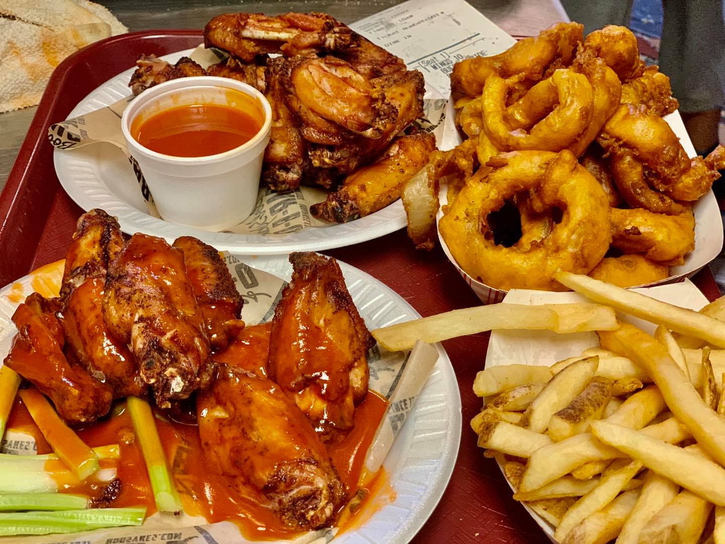 Pick up your Labor Day meal at these 5 great spots—PLUS, can’t-miss deals