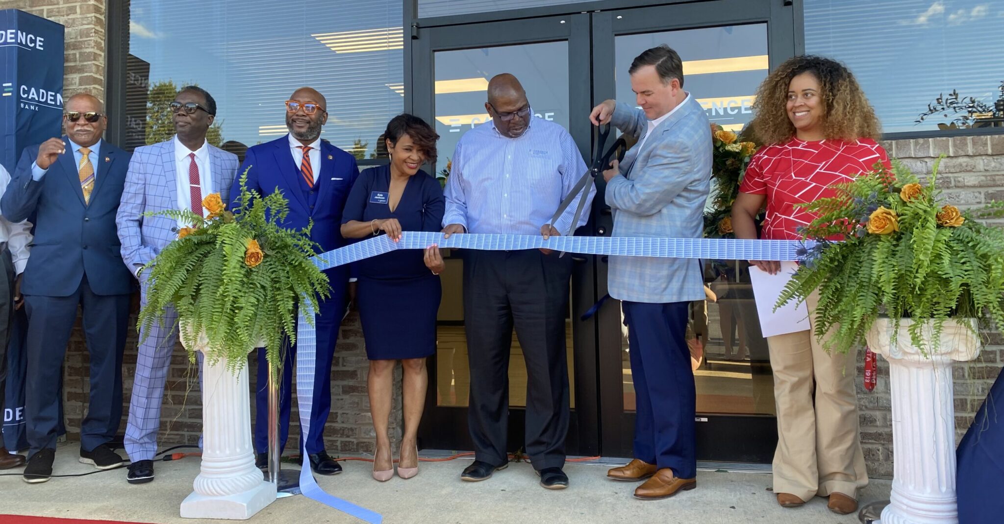 Cadence Bank opens full-service branch in Birmingham’s Titusville neighborhood