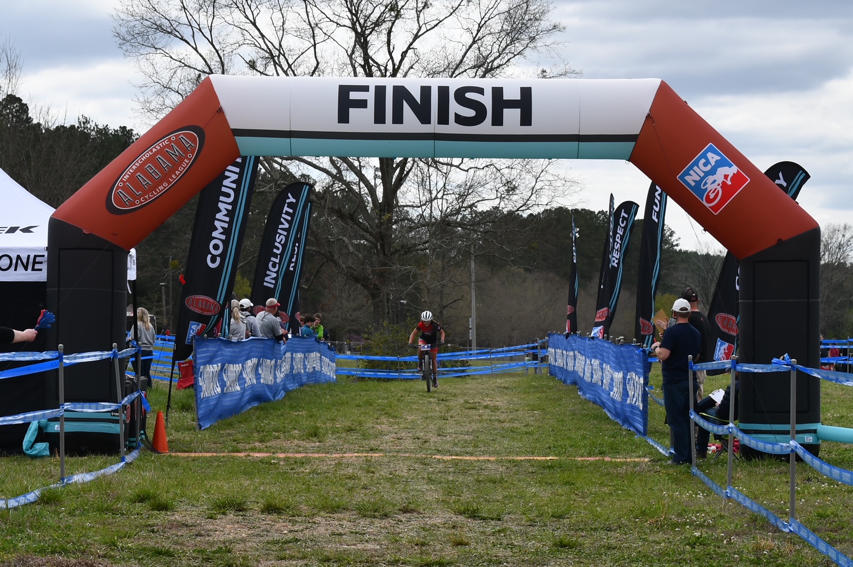 U of Montevallo is starting the first varsity collegiate mountain biking team in AL—we’ve got the details for you