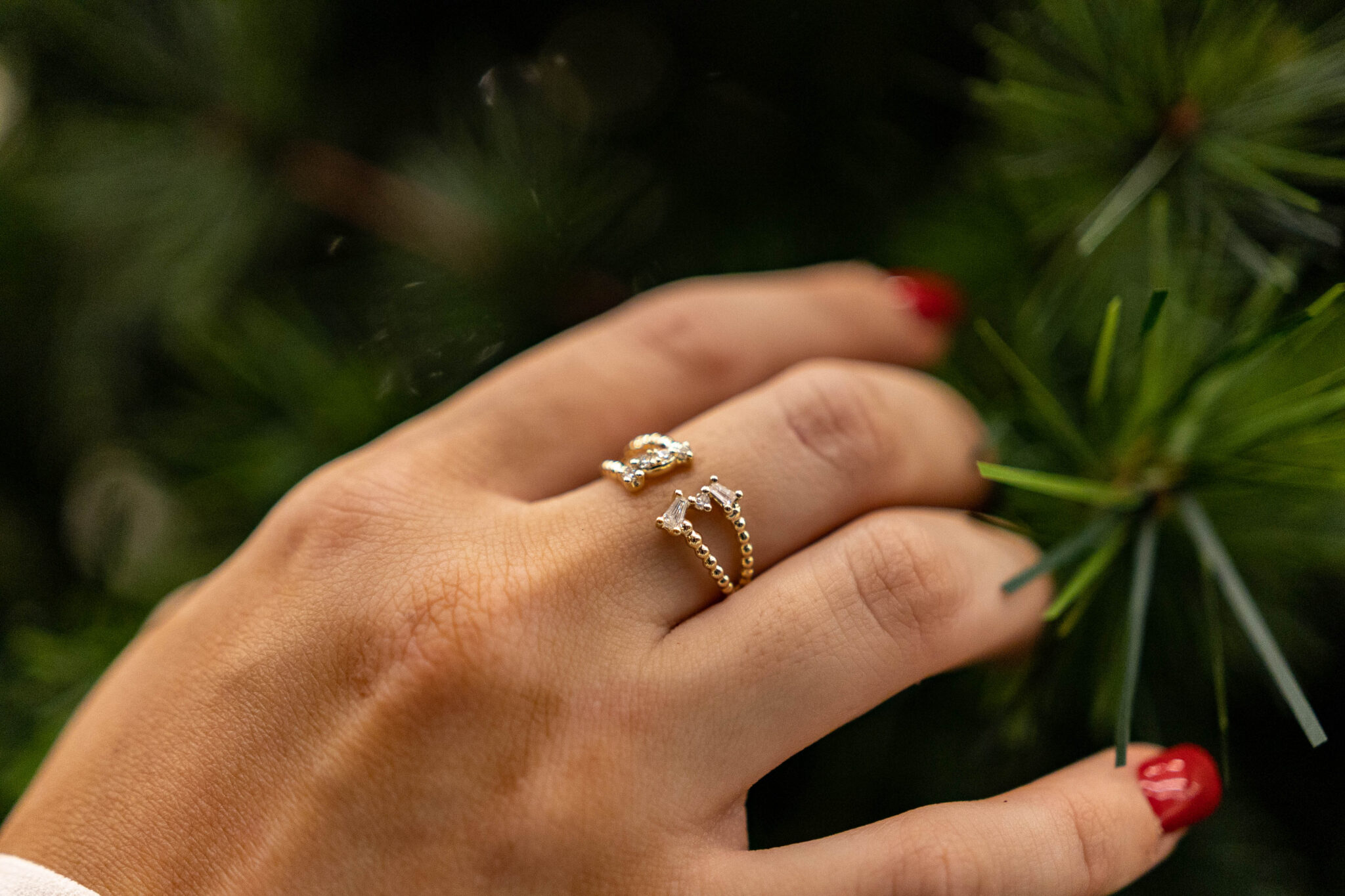 Get amazing holiday gifts + major discounts at the Diamonds Direct Holiday Showcase, Nov. 12-14