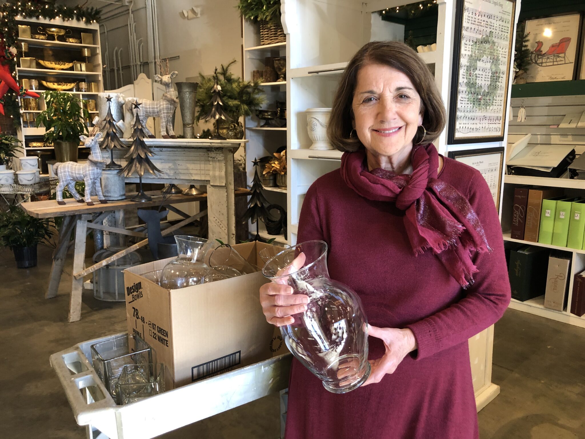 For every glass vase, Dorothy McDaniel’s Flower Market will donate to Children’s of Alabama