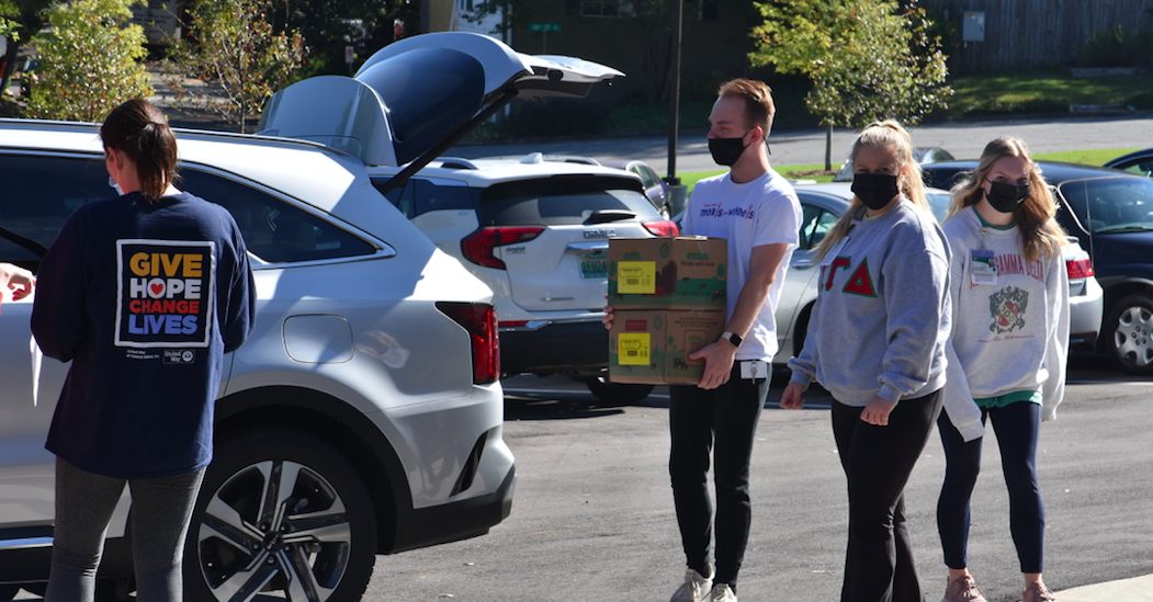 Meals on Wheels will resume daily deliveries in January 2022—500 volunteers needed