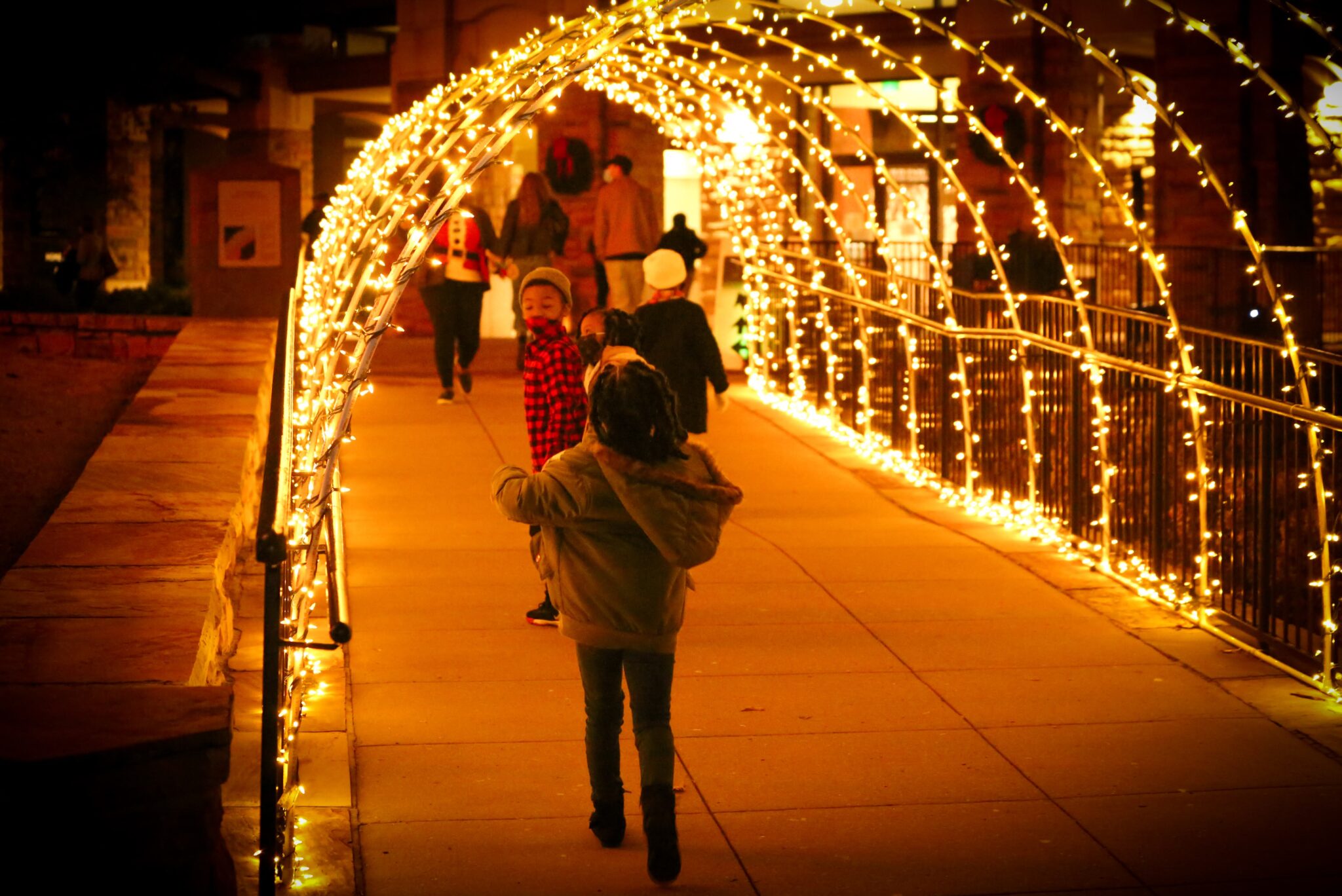 Now the Weekend: holiday markets, Christmas parades + more Now the Weekend: holiday markets, Christmas parades + more