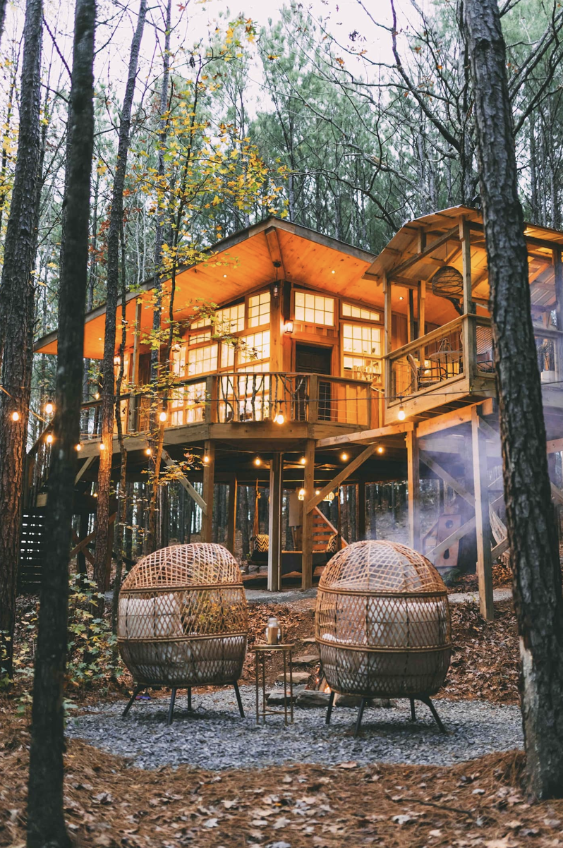 Wanderlust Treehouse Airbnbs