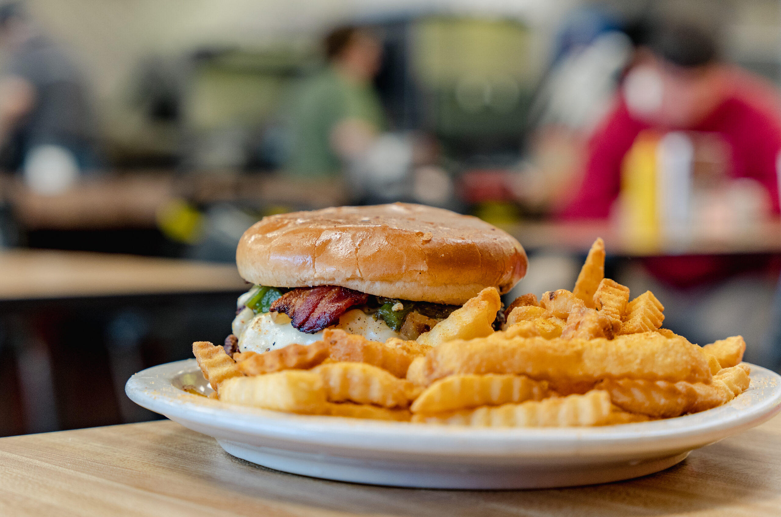 Sammy’s Sandwich Shop in Woodlawn named Alabama’s Best Burger. We decided to try it out.