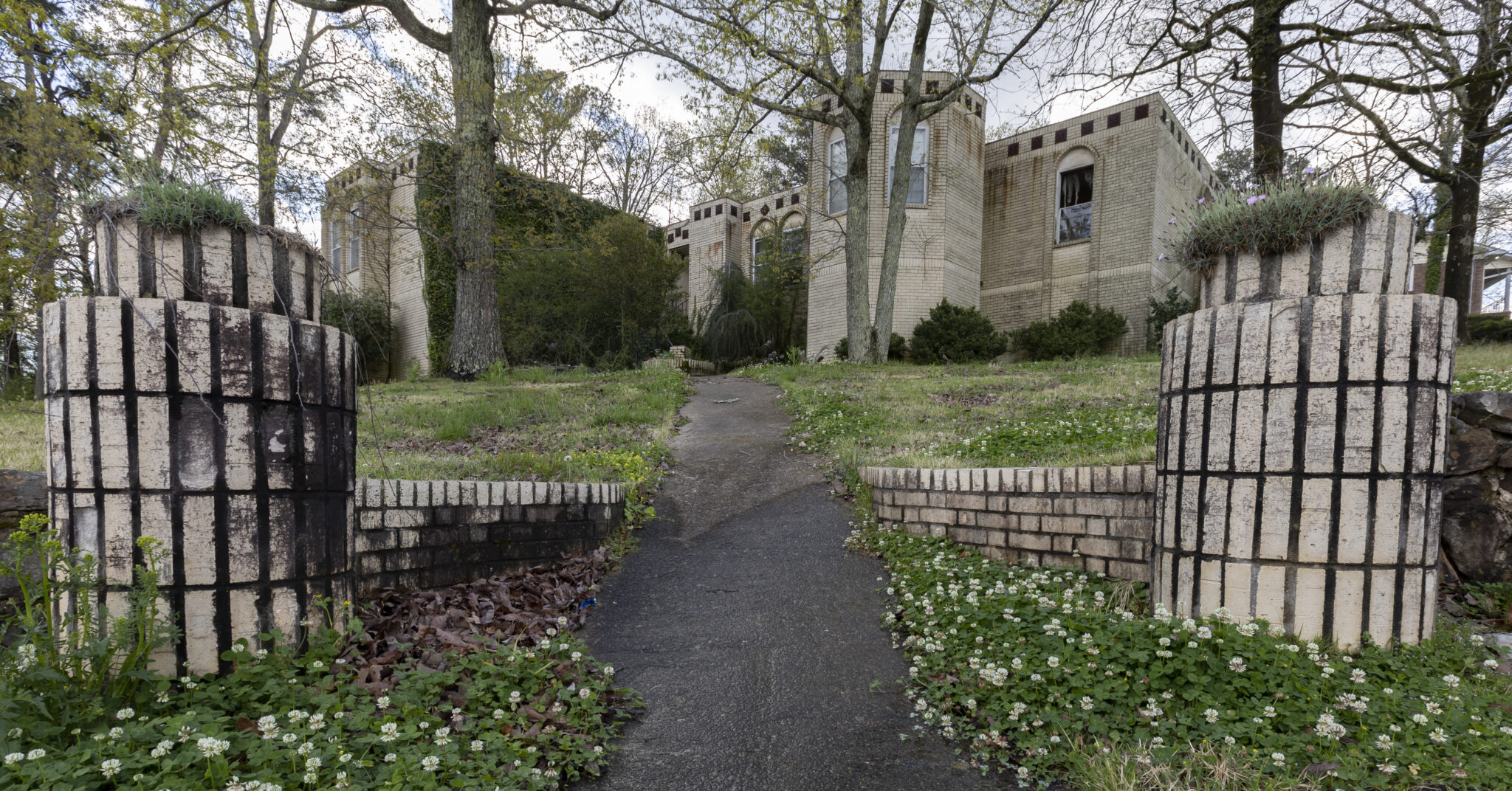 Renovations on the Roebuck Castle are starting mid-July [PHOTOS]