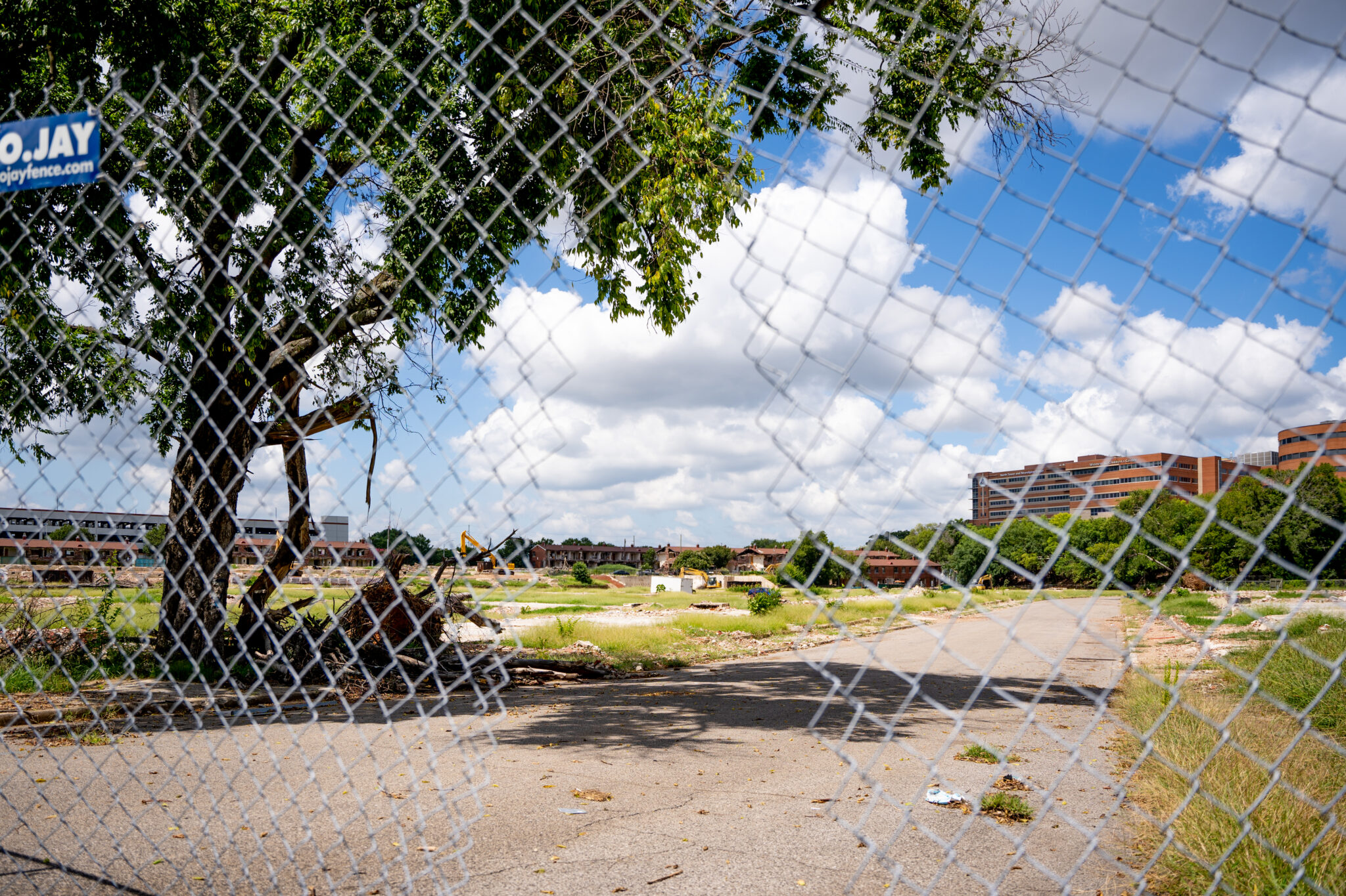 Southtown Court demolition continues, construction expected to kick off before 2023